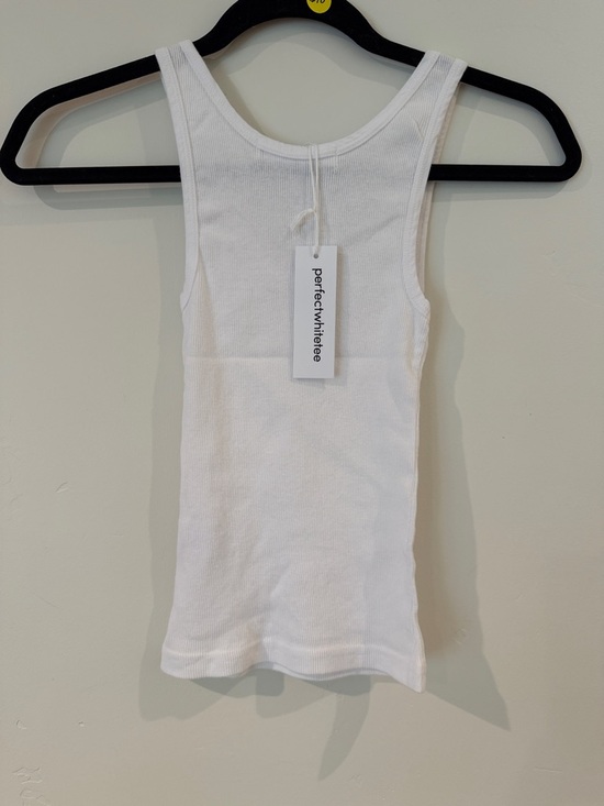 Perfect White Ribbed Tank Top - White XS - Picture 4 of 5